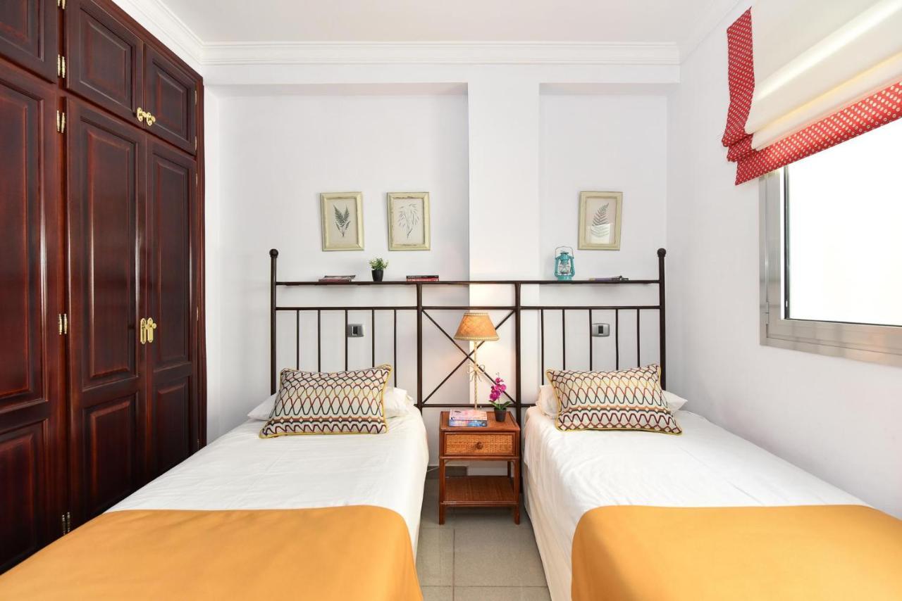 Luxury Beachfront Mogan Puerto De Mogan Exterior photo